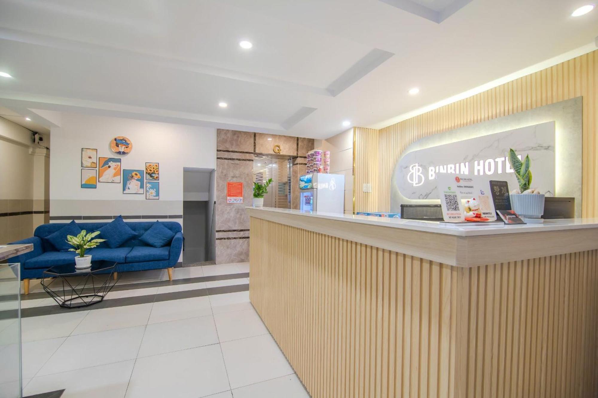 Bin Bin Hotel 5 - Near Lotte Mart D7 Bandar Ho Chi Minh Luaran gambar