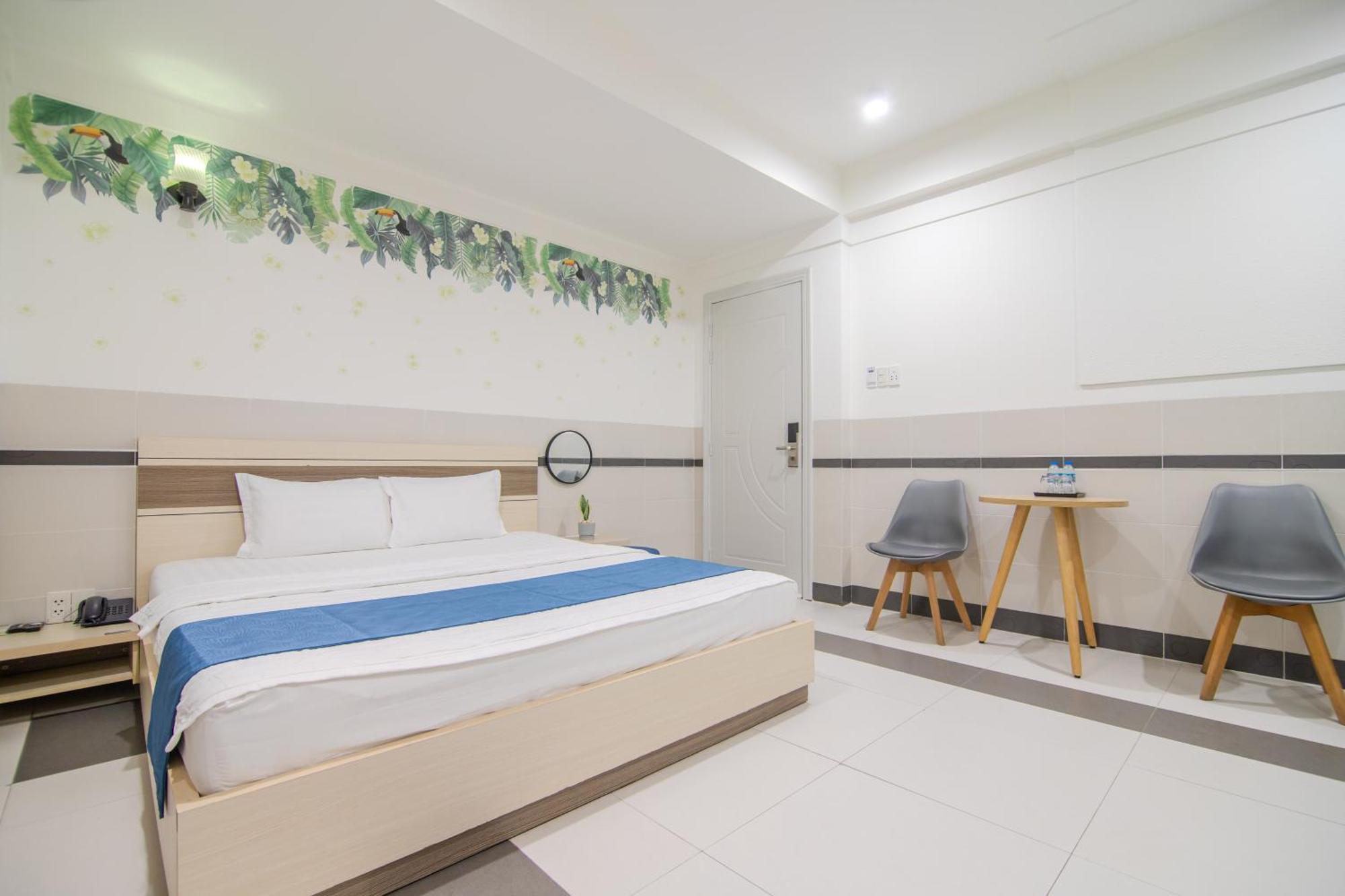 Bin Bin Hotel 5 - Near Lotte Mart D7 Bandar Ho Chi Minh Luaran gambar