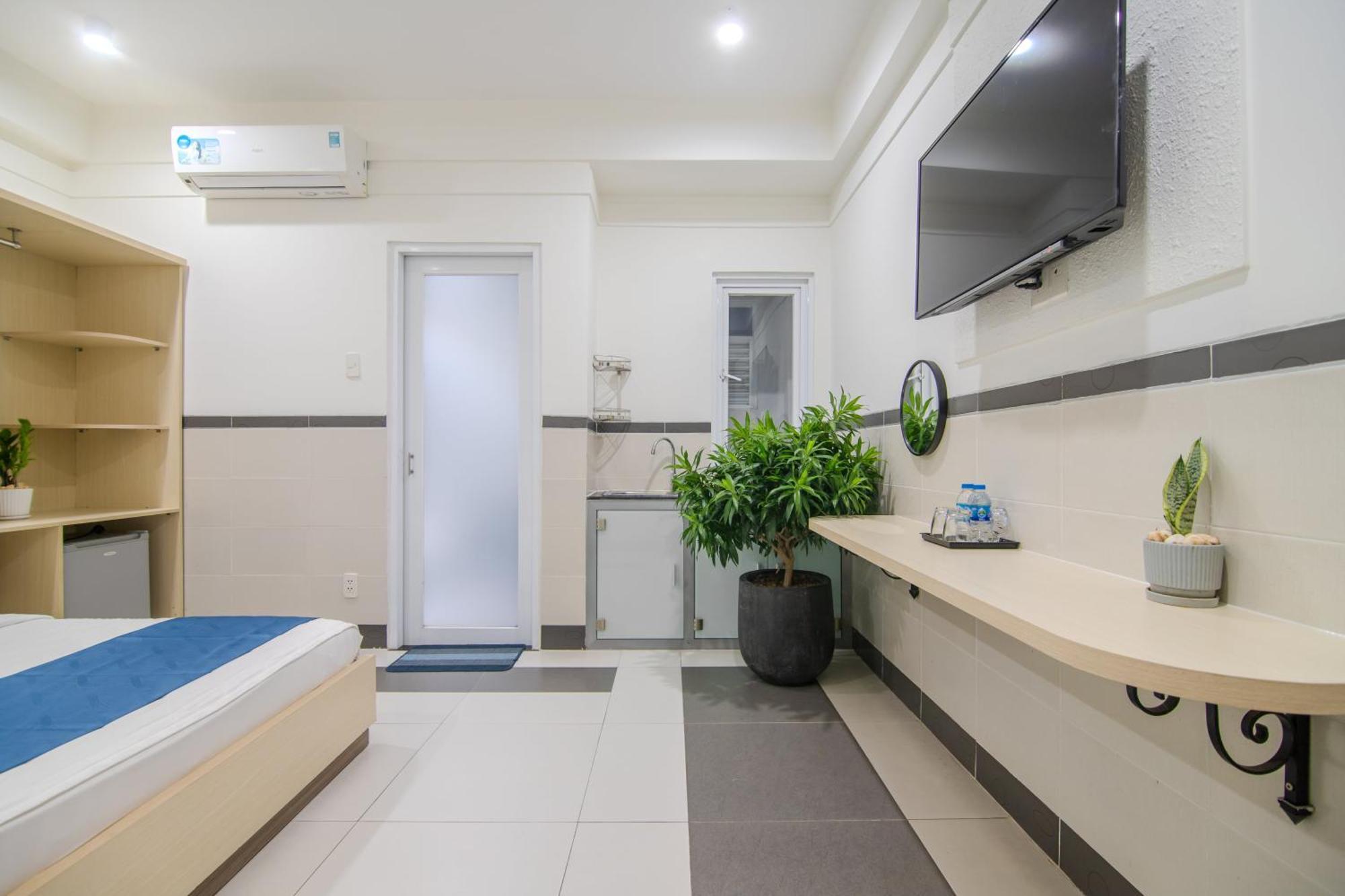 Bin Bin Hotel 5 - Near Lotte Mart D7 Bandar Ho Chi Minh Luaran gambar