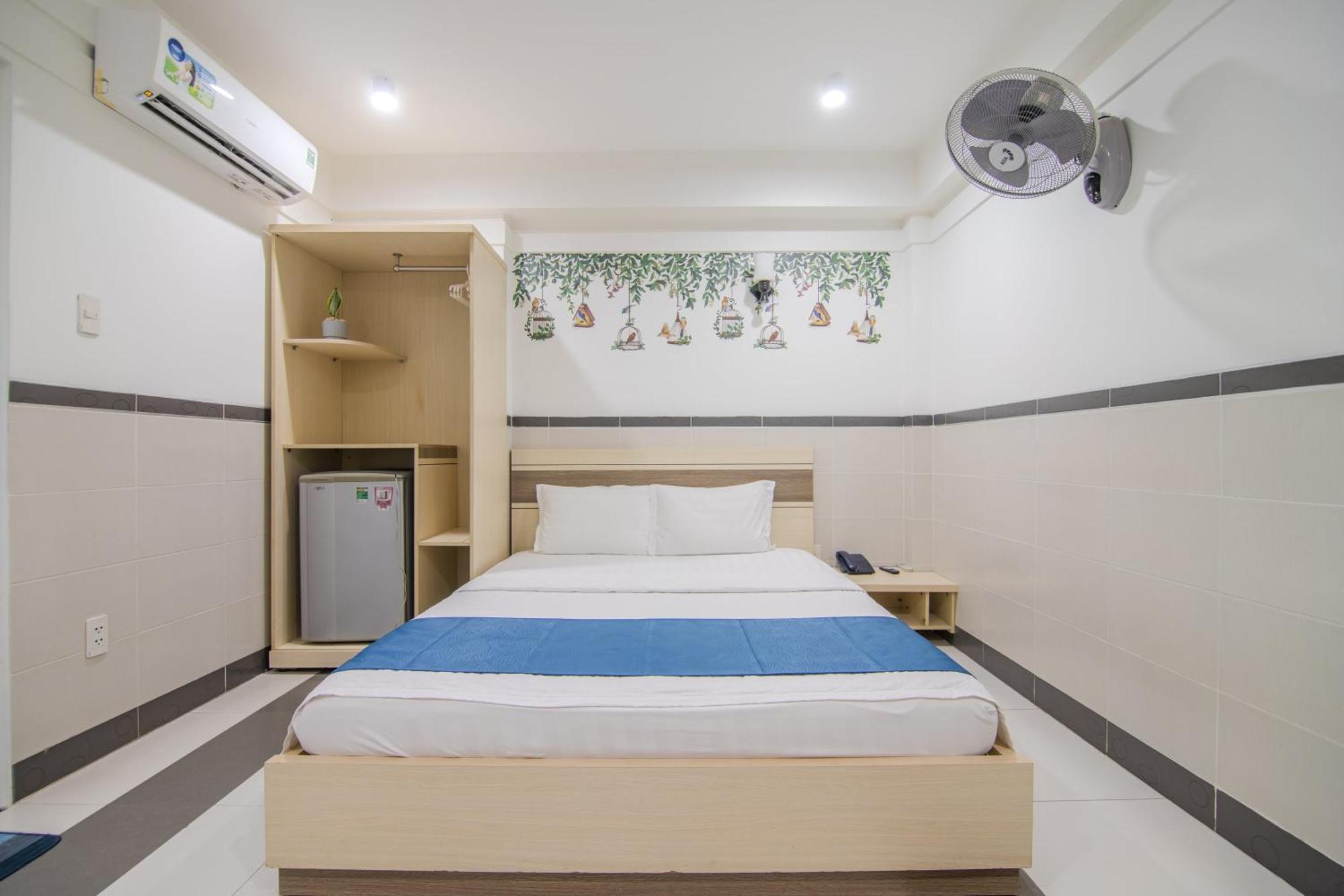 Bin Bin Hotel 5 - Near Lotte Mart D7 Bandar Ho Chi Minh Luaran gambar