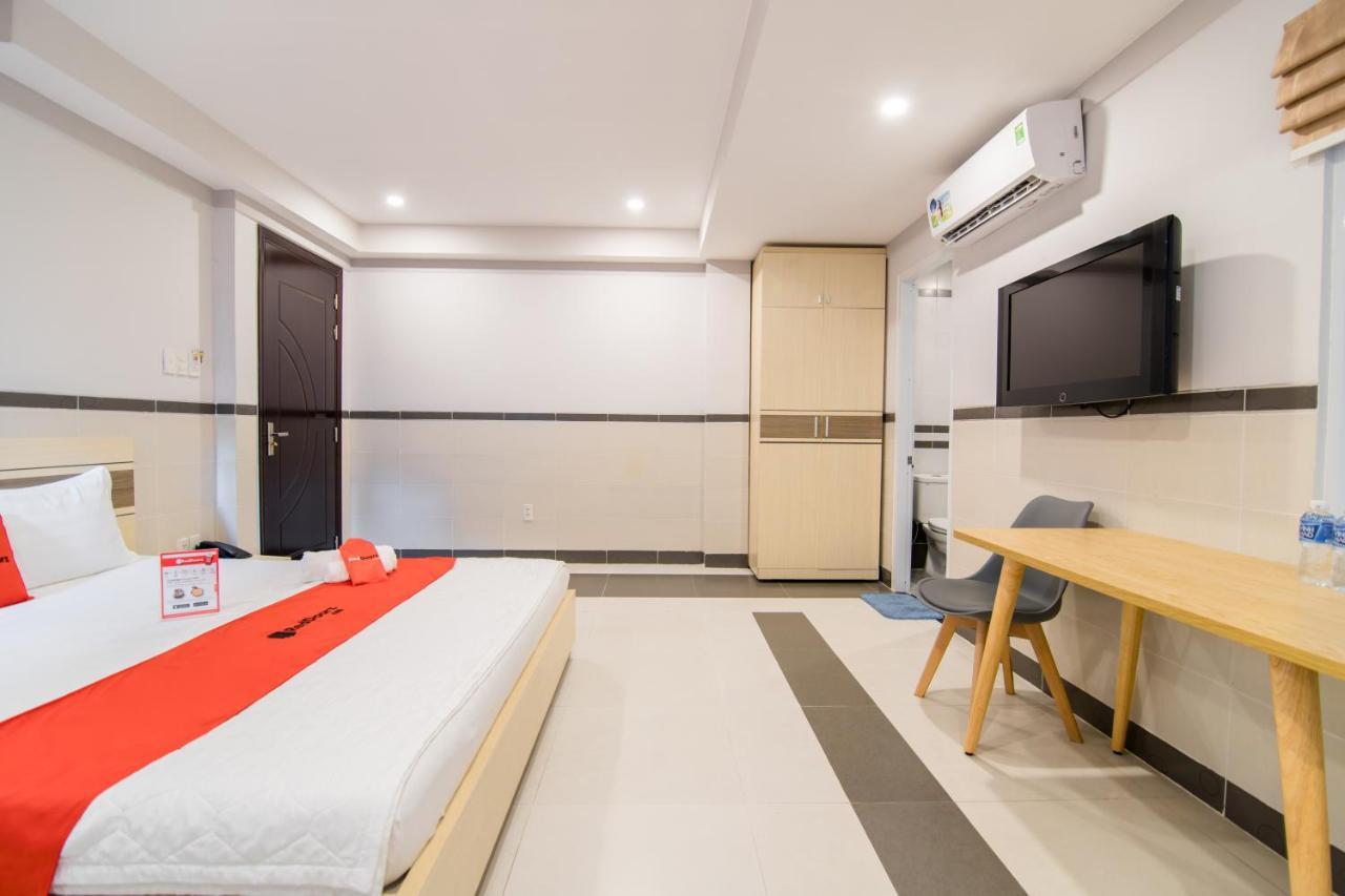Bin Bin Hotel 5 - Near Lotte Mart D7 Bandar Ho Chi Minh Luaran gambar