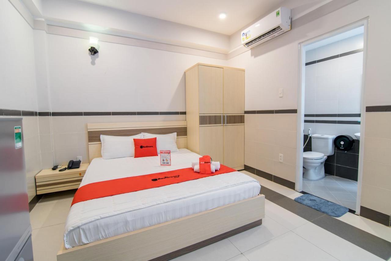 Bin Bin Hotel 5 - Near Lotte Mart D7 Bandar Ho Chi Minh Luaran gambar